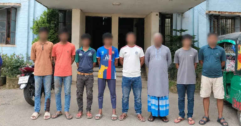 গ্রেপ্তার ৮ আসামি